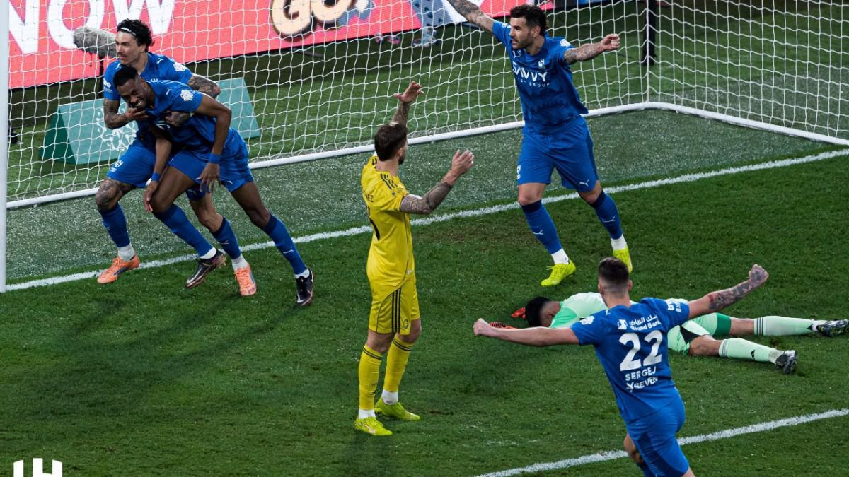El Al Hilal celebra su gol ante el Al Nassr