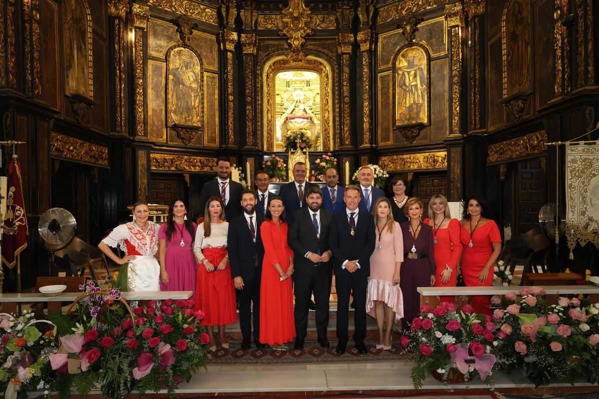 Parte de la Corporación Municipal junto a Fernando López Miras, Carmen Conesa, Juan Francisco Martínez y Antonia López.