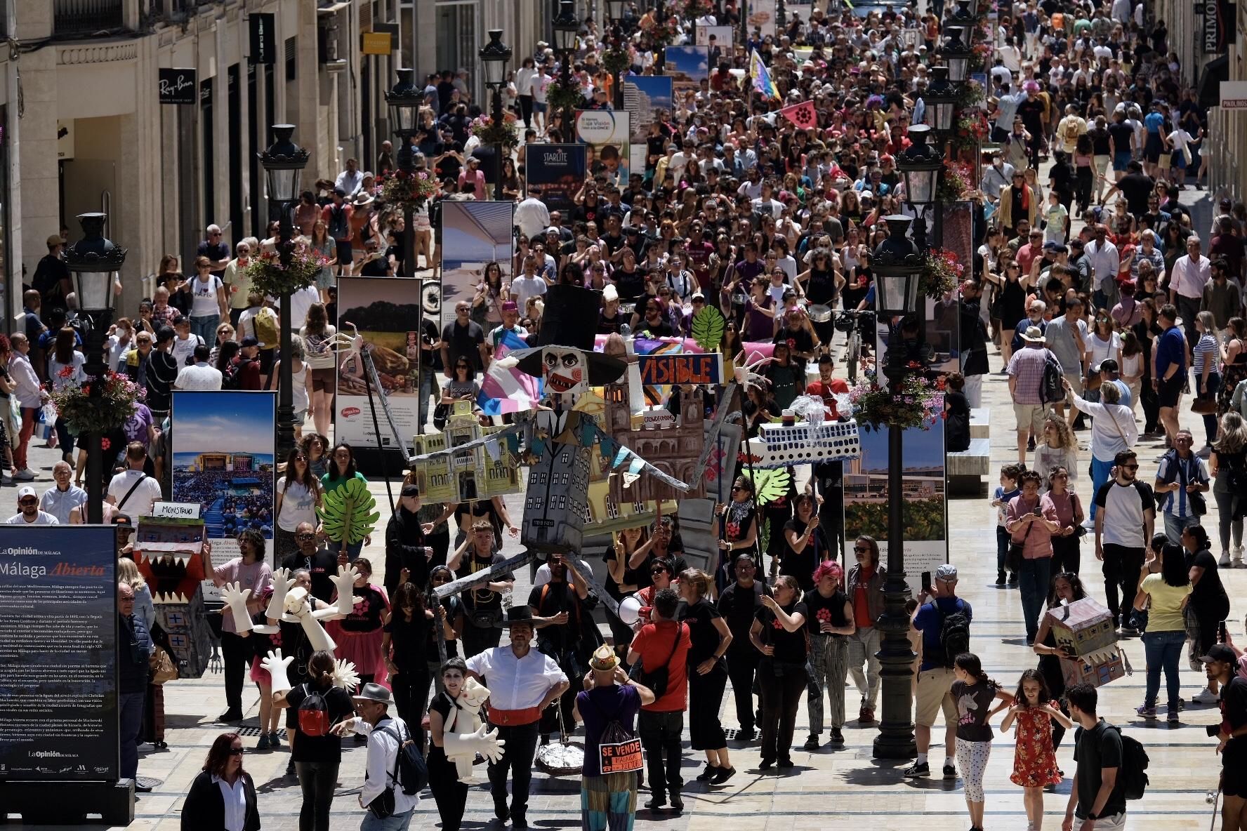 Manifestación de La Invisible contra su desalojo