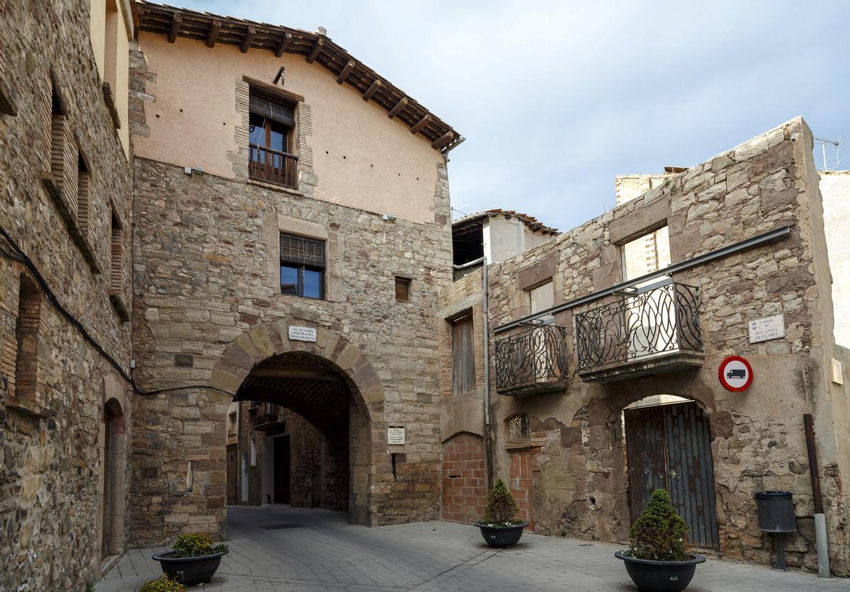 Muralla medieval del Portal de les Verges de Santpedor