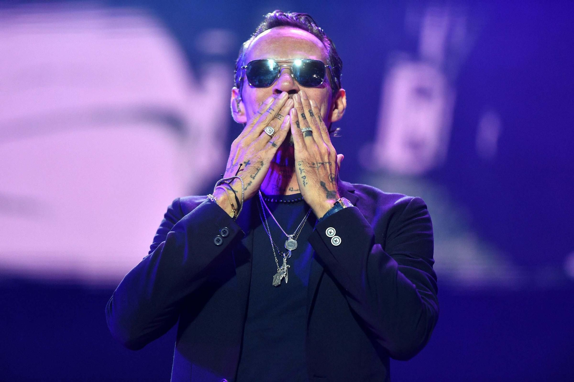 Marc Anthony pone a bailar a más de 12.000 personas en A Coruña