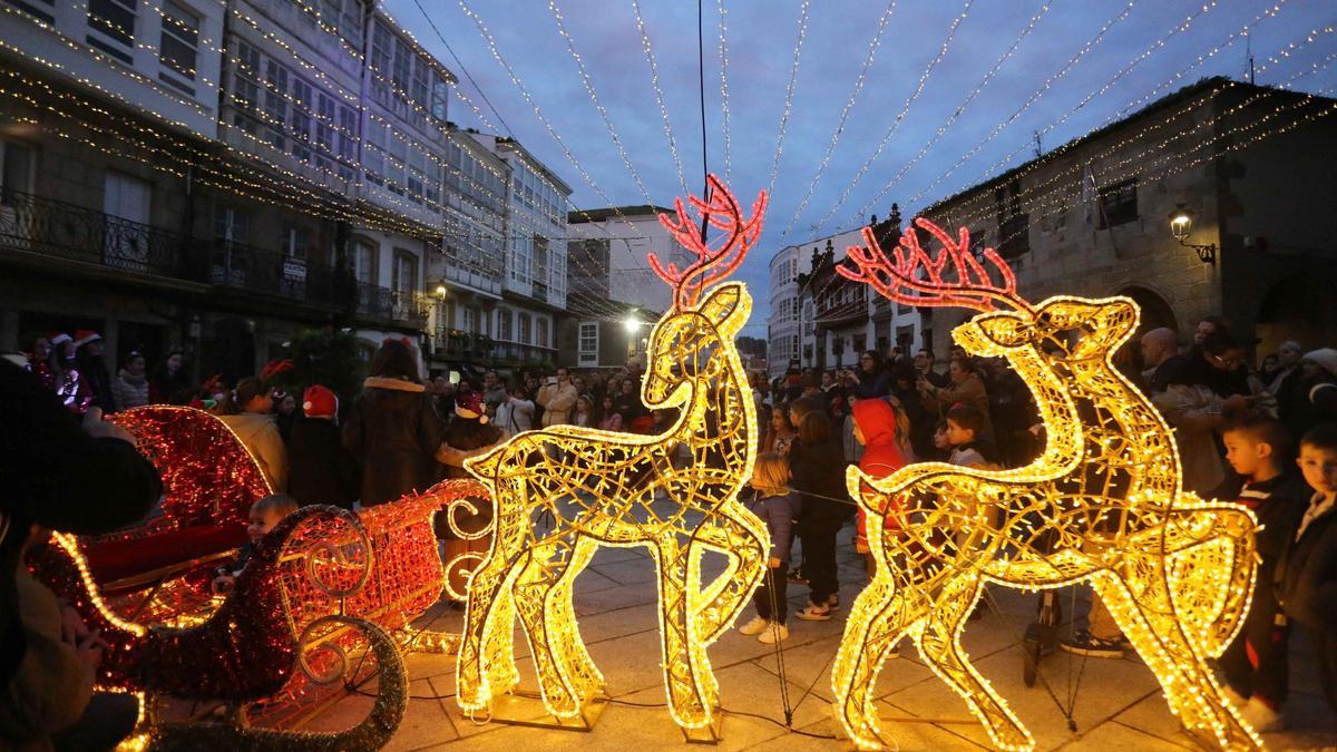 Betanzos inaugura la Navidad con el encendido de su alumbrado navideño