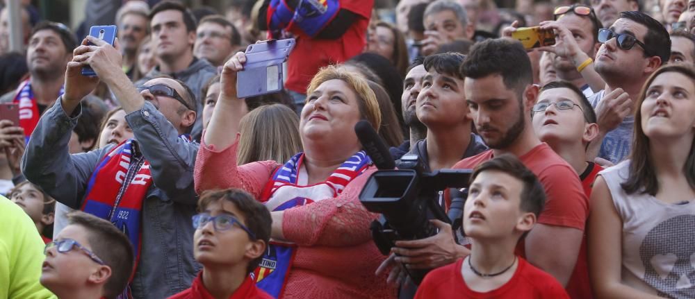 El Saguntino celebra el título de Copa a lo grande