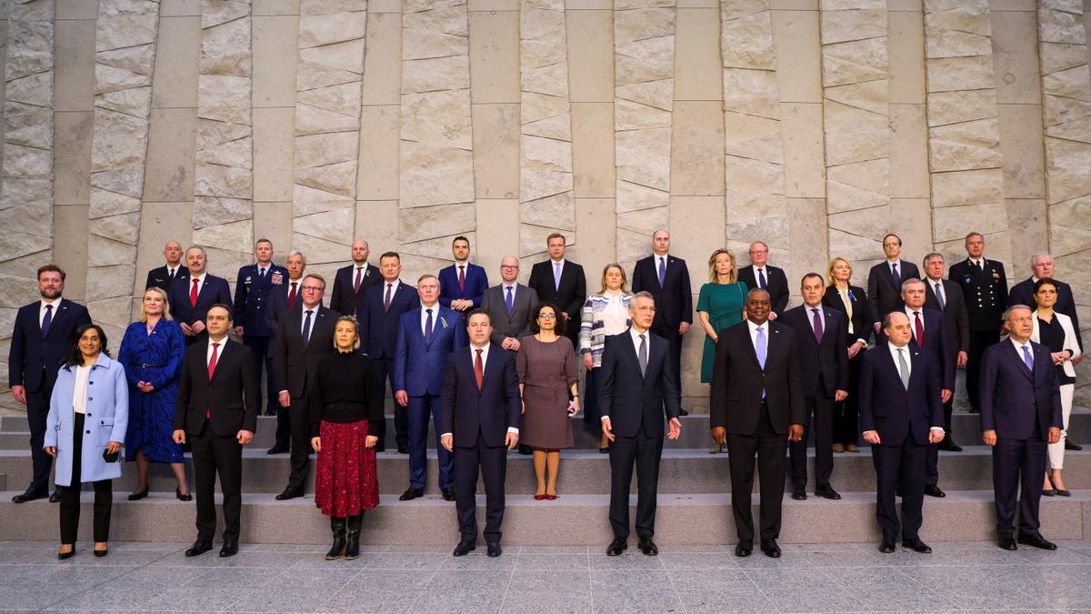Los ministros de Defensa de la OTAN se reúnen en Bruselas.