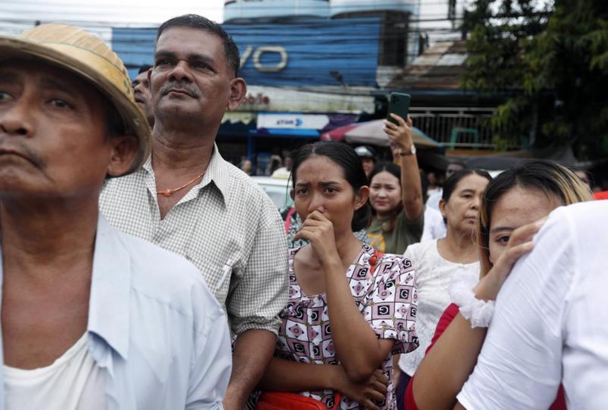 El ejército de Myanmar anunció una amnistía para más de 7.700 detenidos, el Día de la Luna Llena de Waso