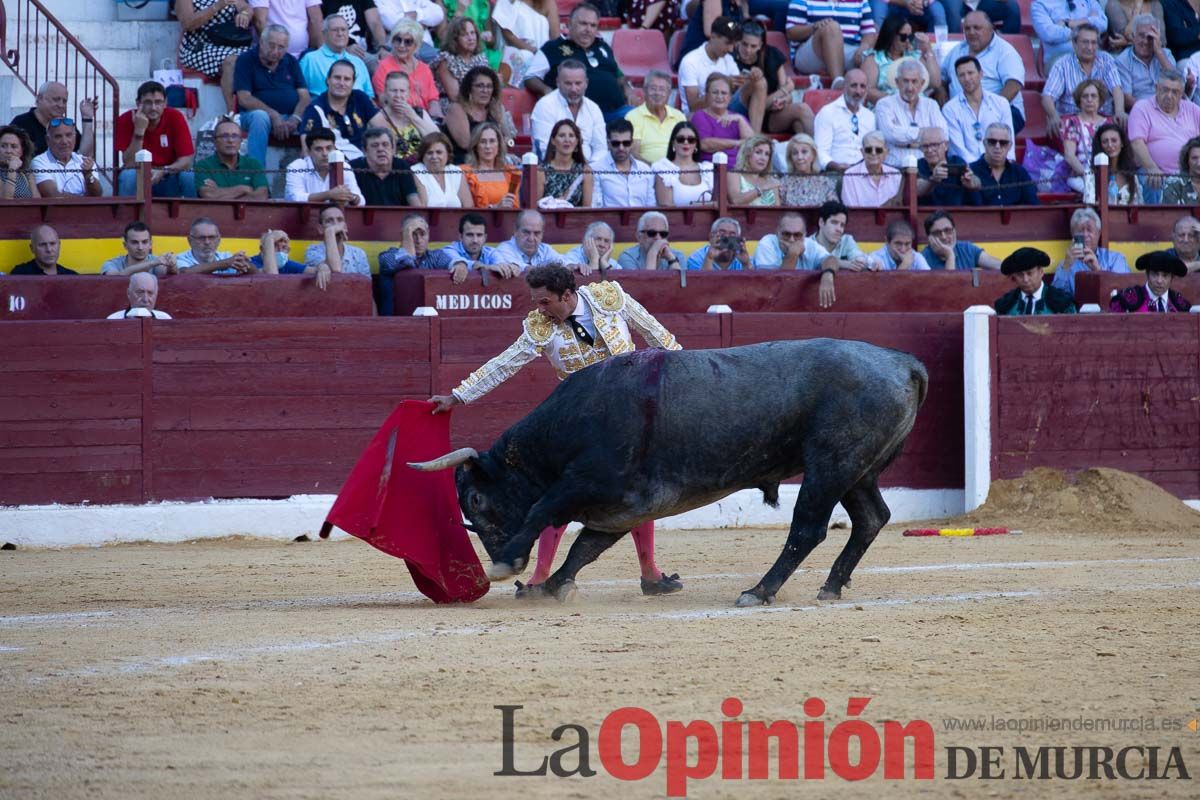 Rafaelillo y Antonio Ferrera salen a hombros en el mano a mano de Victorino en Murcia