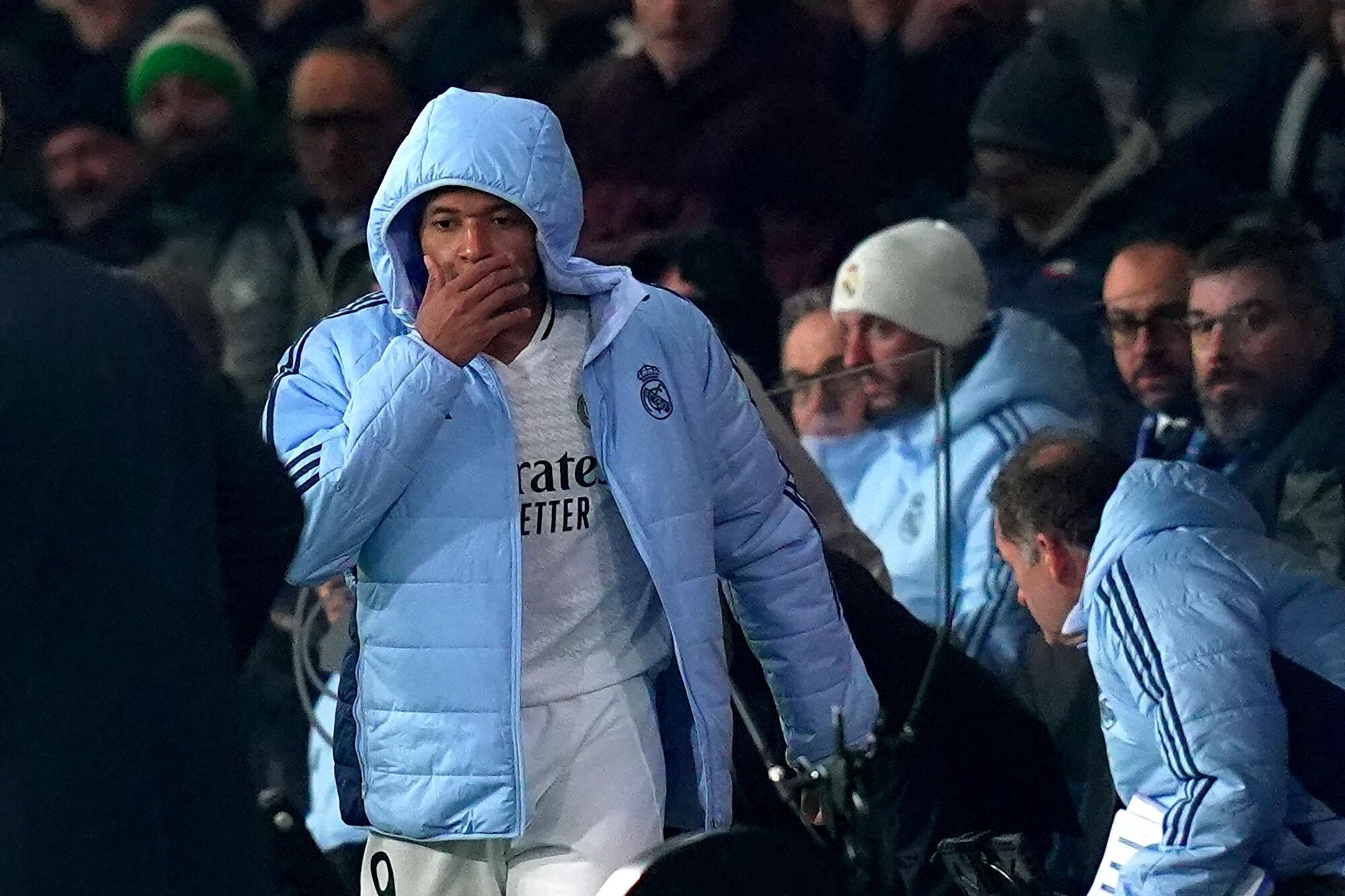 injury to  Real Madrid's Kylian Mbappe during the Uefa Champions League soccer match between Atalanta BC and Real Madrid at Gewiss Stadium in Bergamo, north Italy - Tuesday , December 10 , 2024. Sport - Soccer . (Photo by Spada/LaPresse)