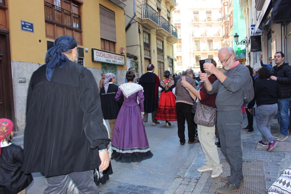 Fiesta fallera decimonónica para celebrar el aniversario del Patrimonio