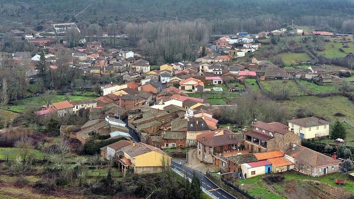 Vista aérea de Sejas de Aliste, municipio de_Rábano de_Aliste. | Chany Sebastián