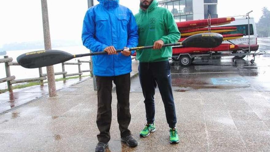 Óscar Carrera, a la izquierda, junto a Rodrigo Germade.