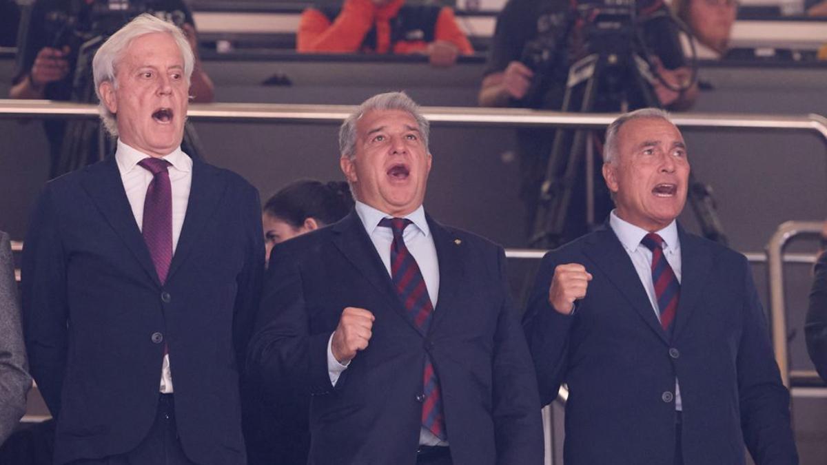 Laporta y Yuste, con Cubells... el Palau pidió su dimisión