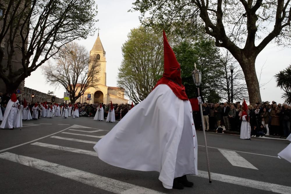 Procesión del Viernes Santo en Gijón