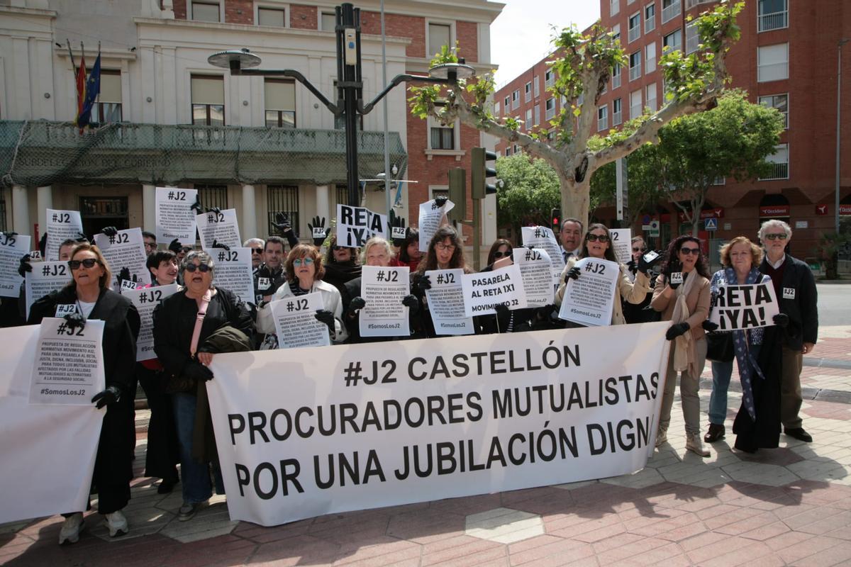 Los letrados piden que los años en la mutualidad de la abogacía se reconozcan, con un sistema de pasarela.
