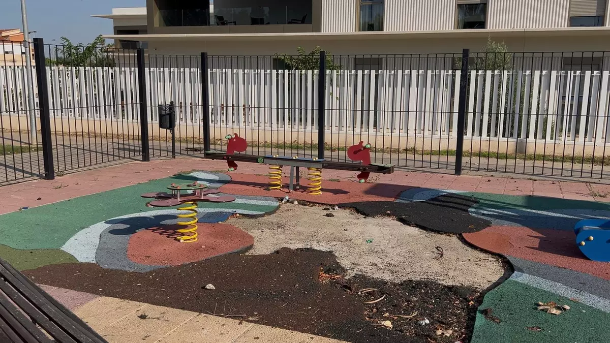 El PSOE exige la apertura del parque Diego Calvo Clemente de Cartagena tras un mes cerrado