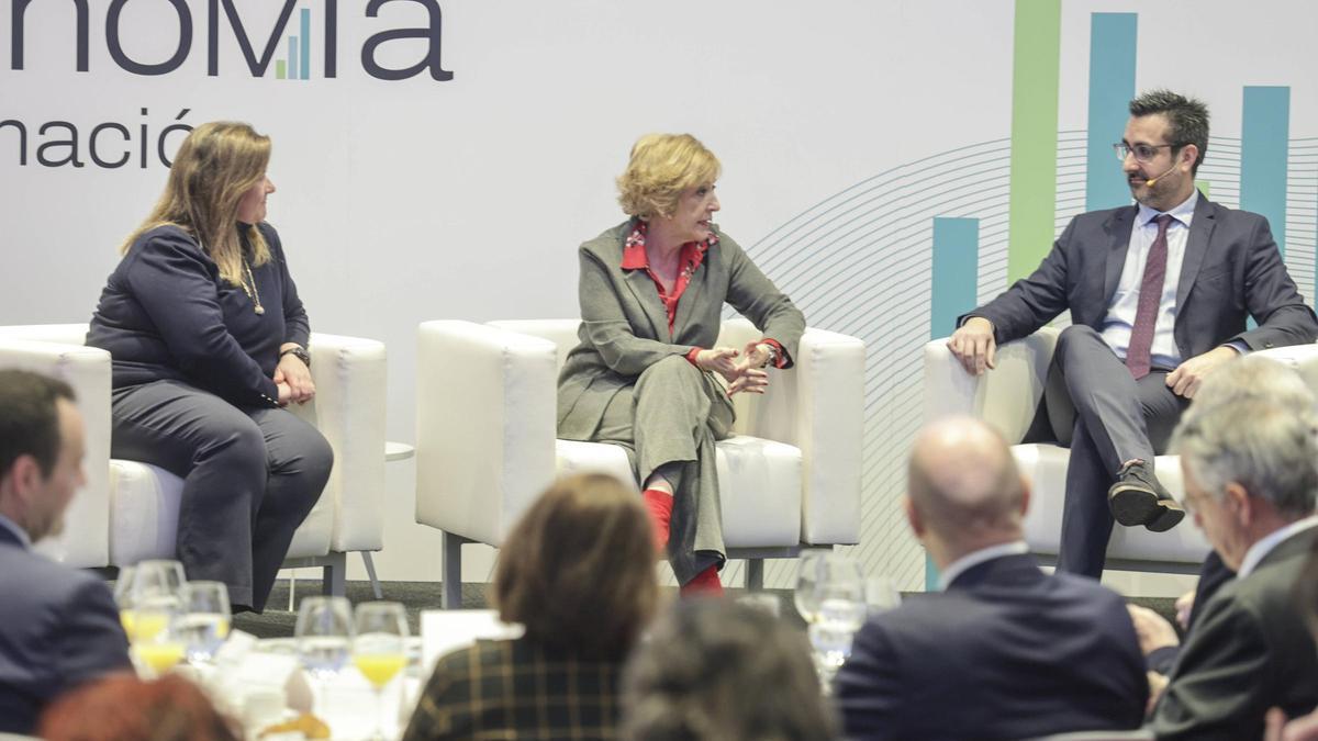 María Cardín (Sidra El Gaitero), Mari Luz Suárez (El Cuco) y Fidel Díez (CTIC).