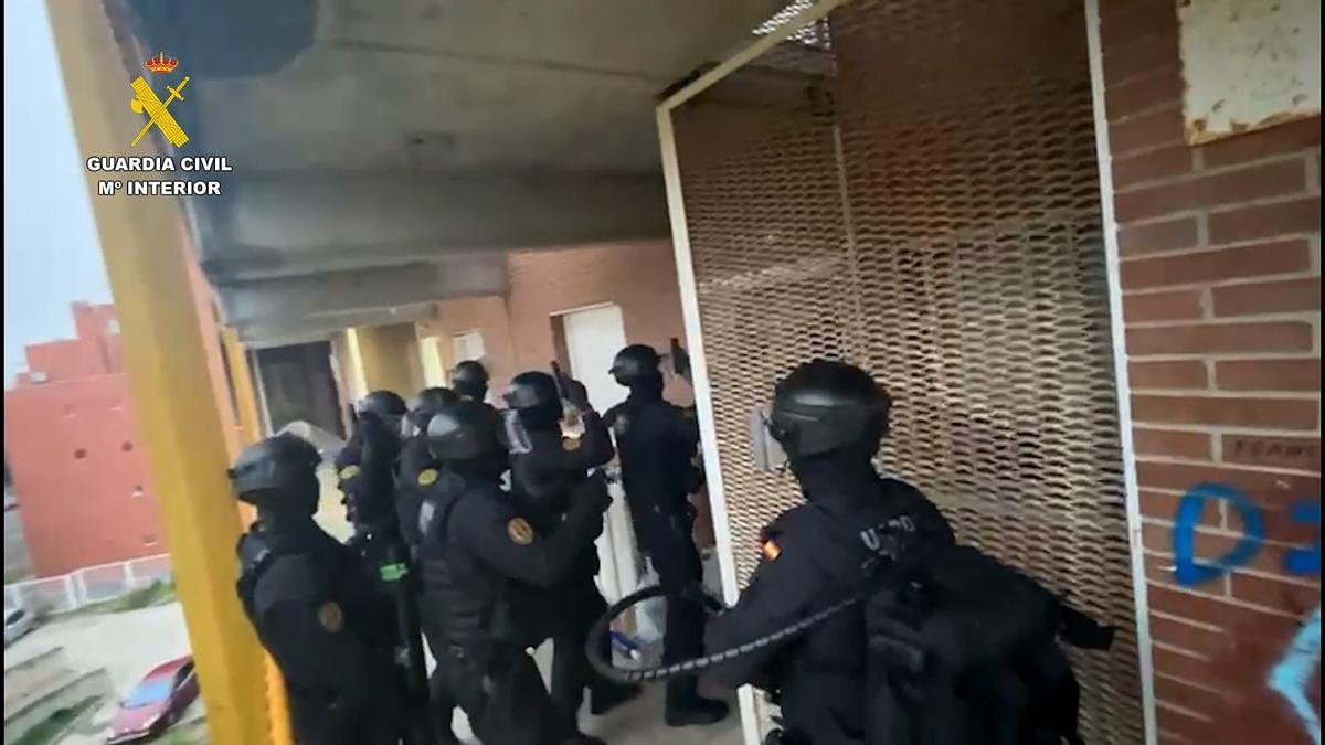 Operación de la Guardia Civil contra una banda de aluniceros.