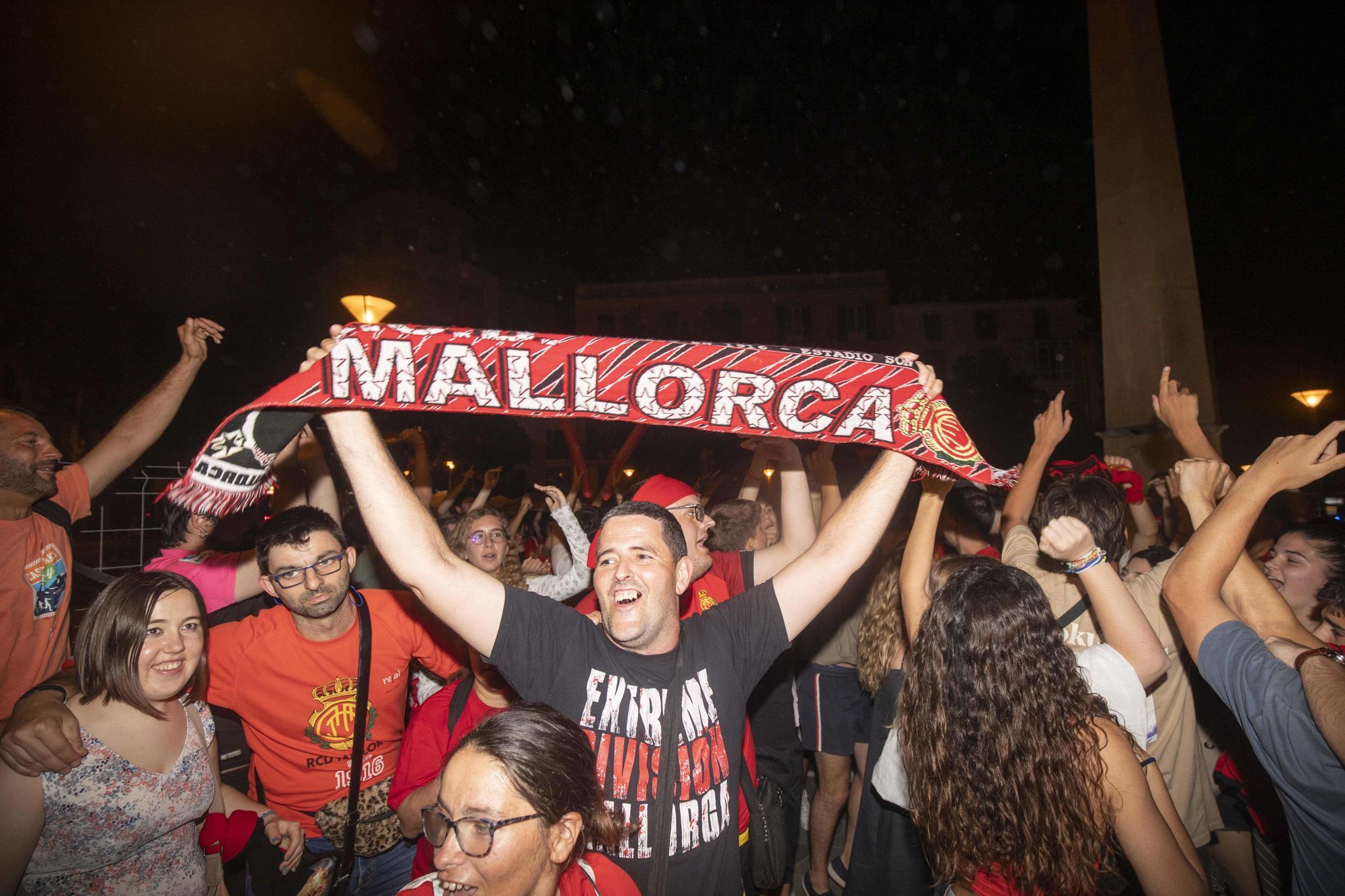 Real Mallorca-Fans feiern den Klassenerhalt