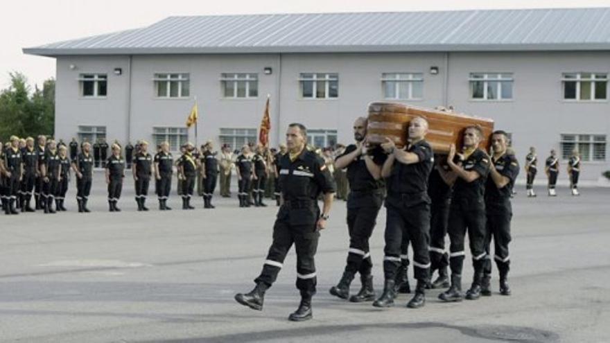 Torrejón acoge el funeral del militar muerto en el incendio de Cáceres