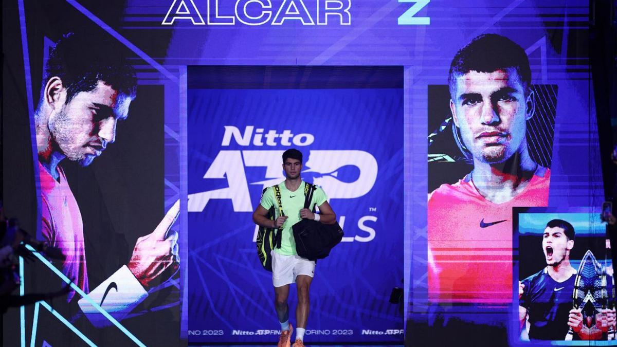 Carlos Alcaraz, en su último partido del año el pasado sábado en Turín. | GUGLIELMO MANGIAPANE/REUTERS