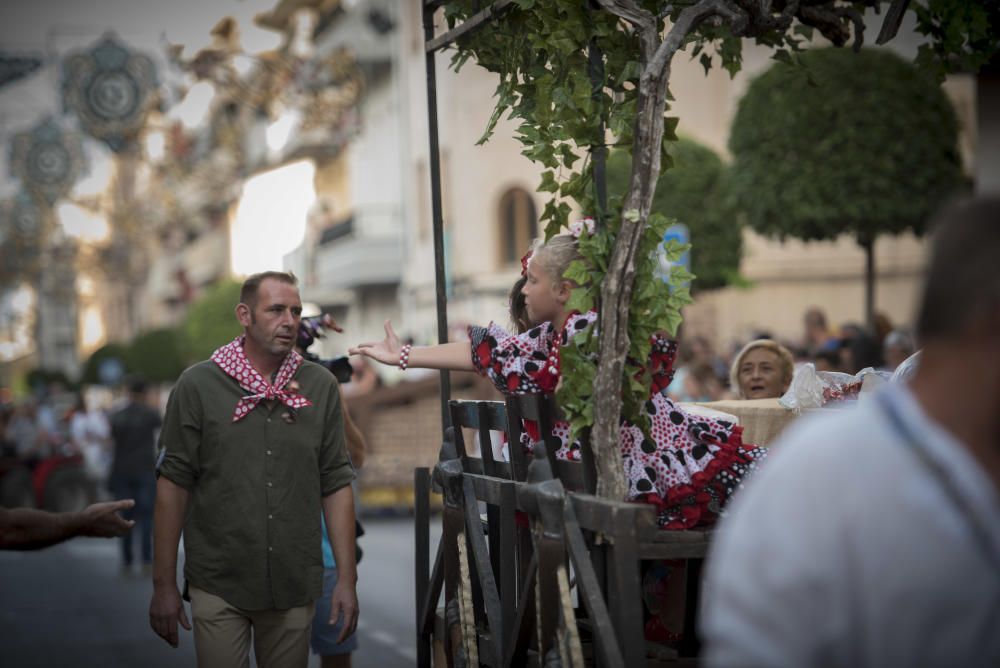 La Vila despide sus fiestas con el desfile infantil