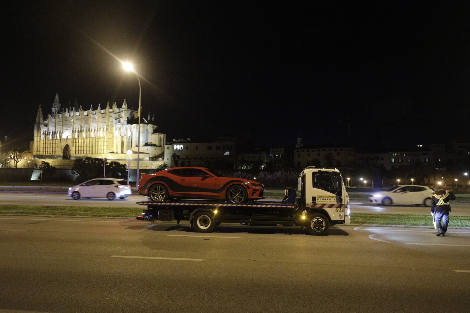 Una muerta y un herido crítico en un atropello delante de la catedral de Palma