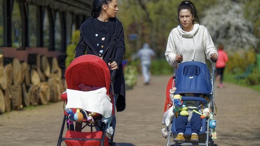 Ajudes de 341 a 588 euros per a un milió de nens: quines famílies les rebran aquest dimarts?