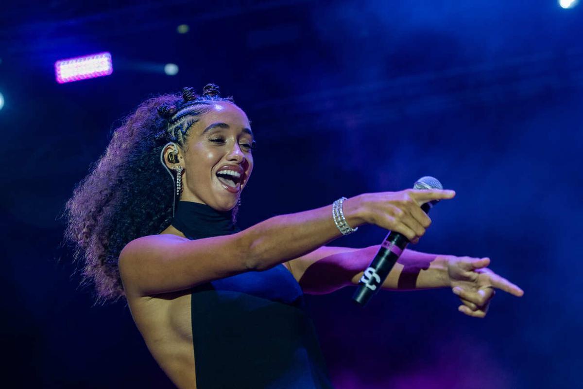 Concierto de Maikel Delacalle y otros artistas en el San Ginés Joven, en Arrecife