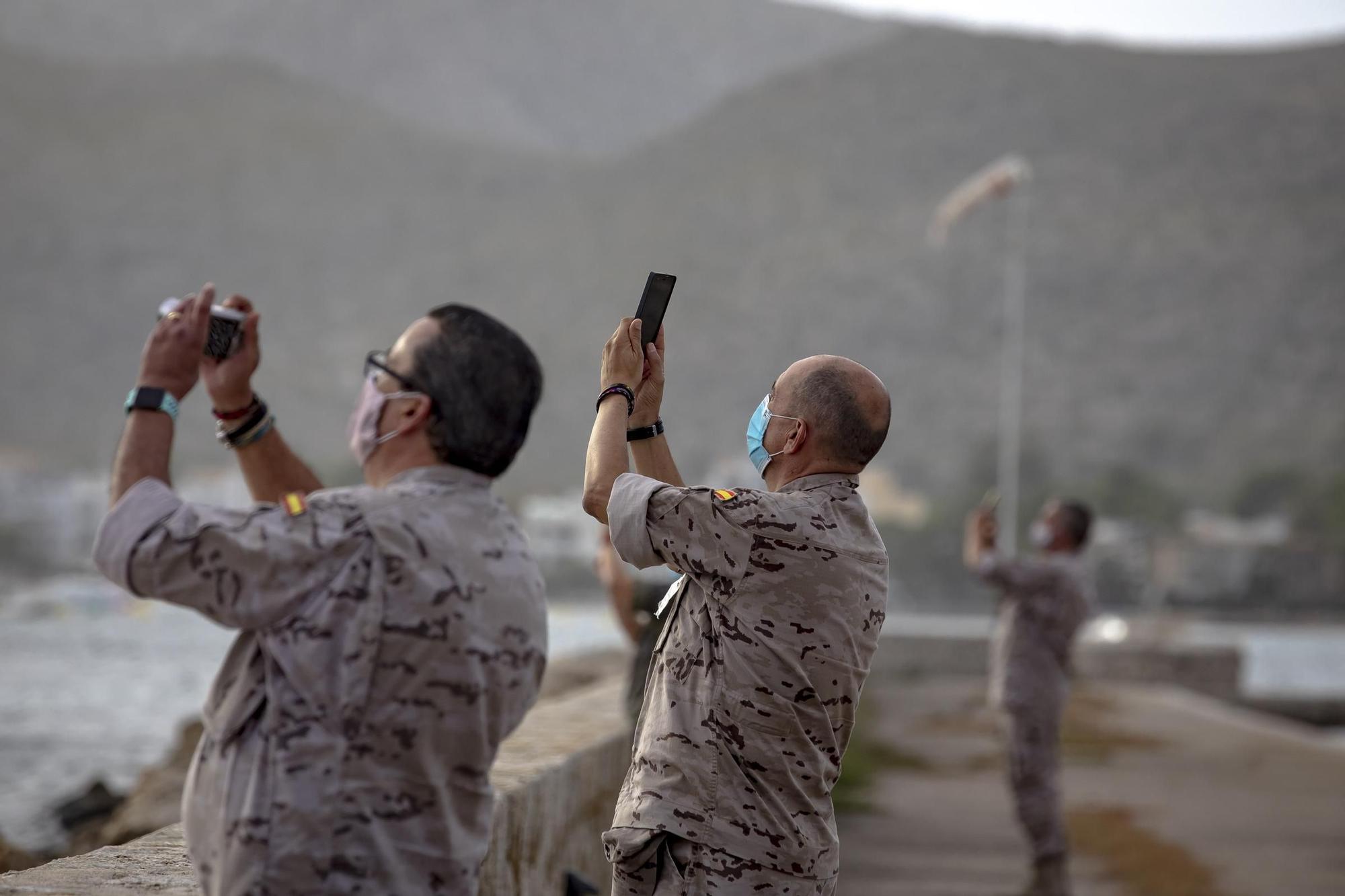 Helicópteros militares del Ejército de tierra realizan prácticas de rescate en Pollença.