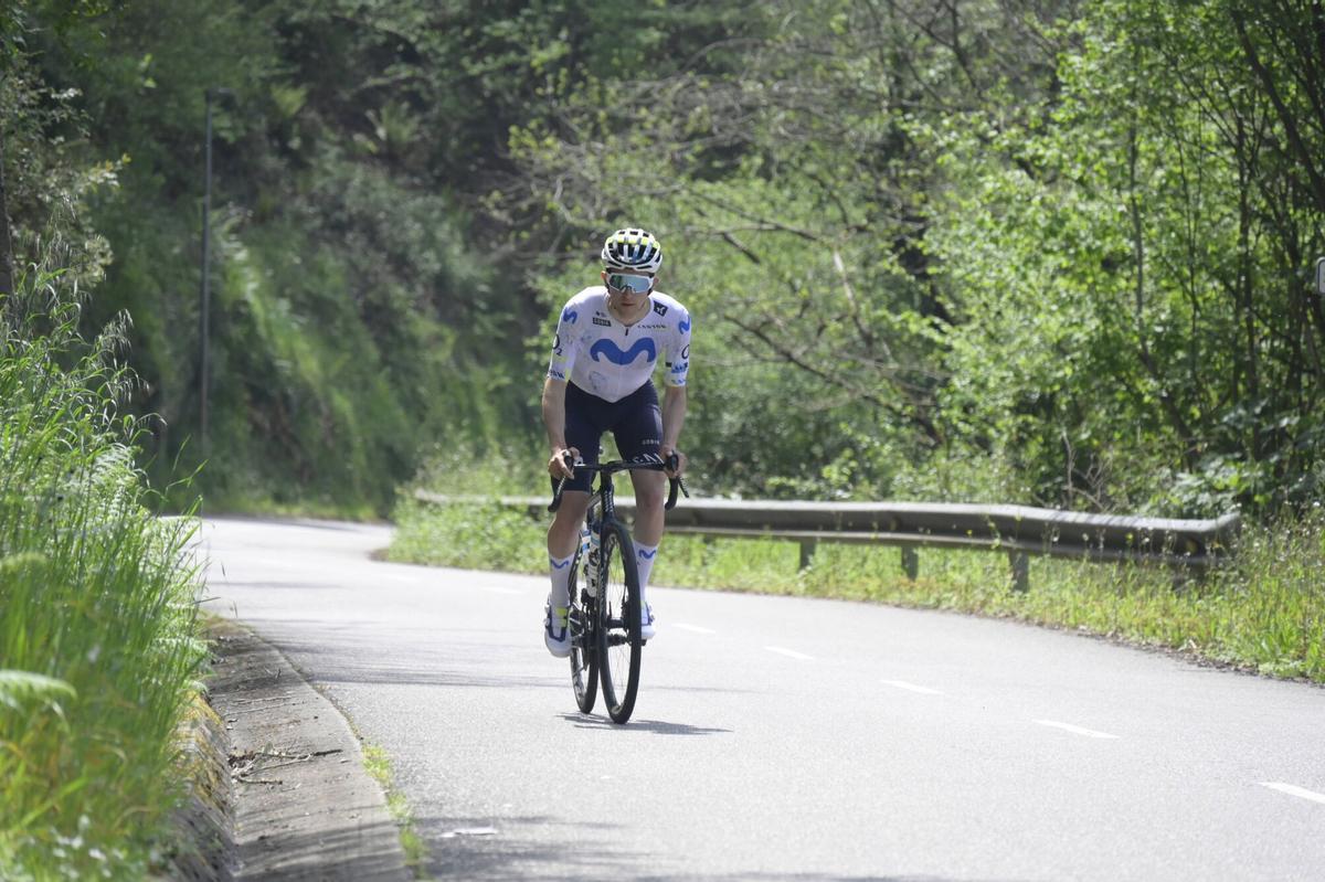 Pelayo Sánchez Mayo. 2026. Antes de la Vuelta Ciclista a Asturias