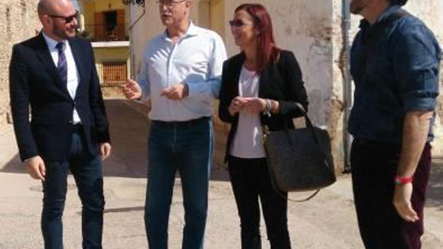 El alcalde de Petrés pide ayuda para poner en valor su patrimonio