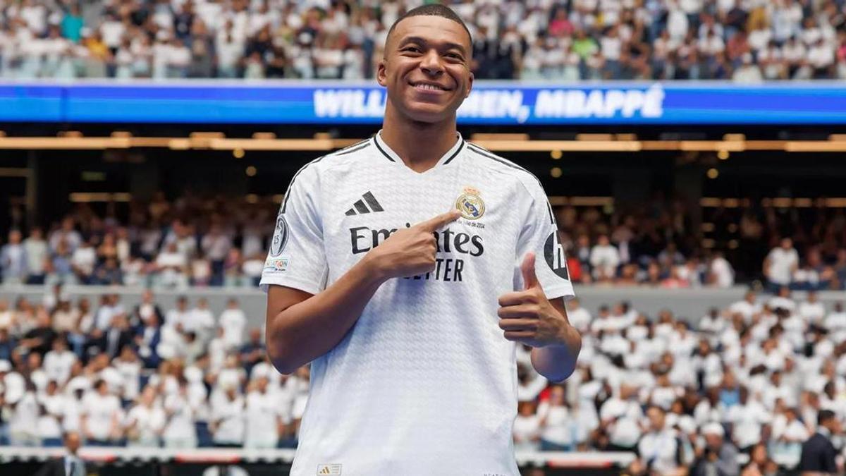 Real Madrid - RB Salzburgo | El gol de Kylian Mbappé