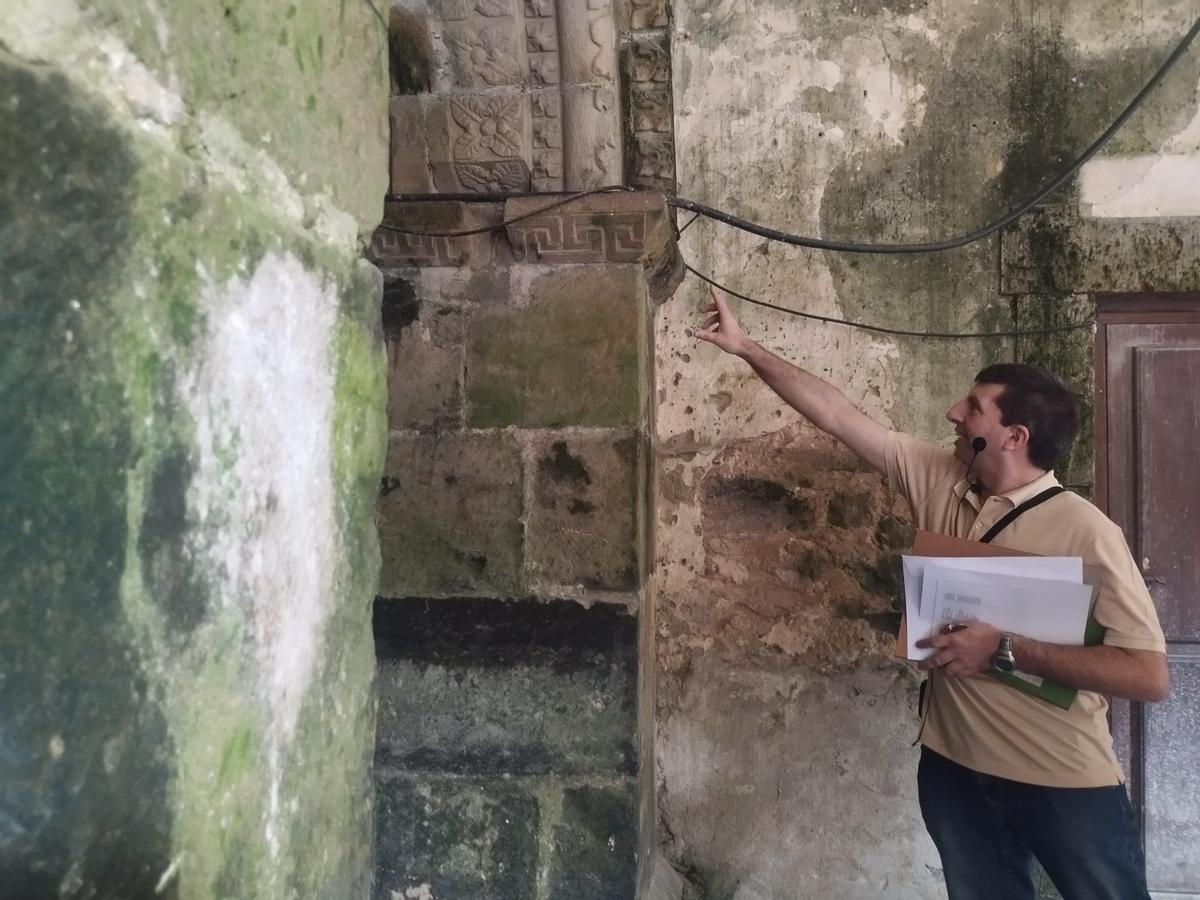 Así fue la visita guiada al monasterio de Cornellana, en Salas