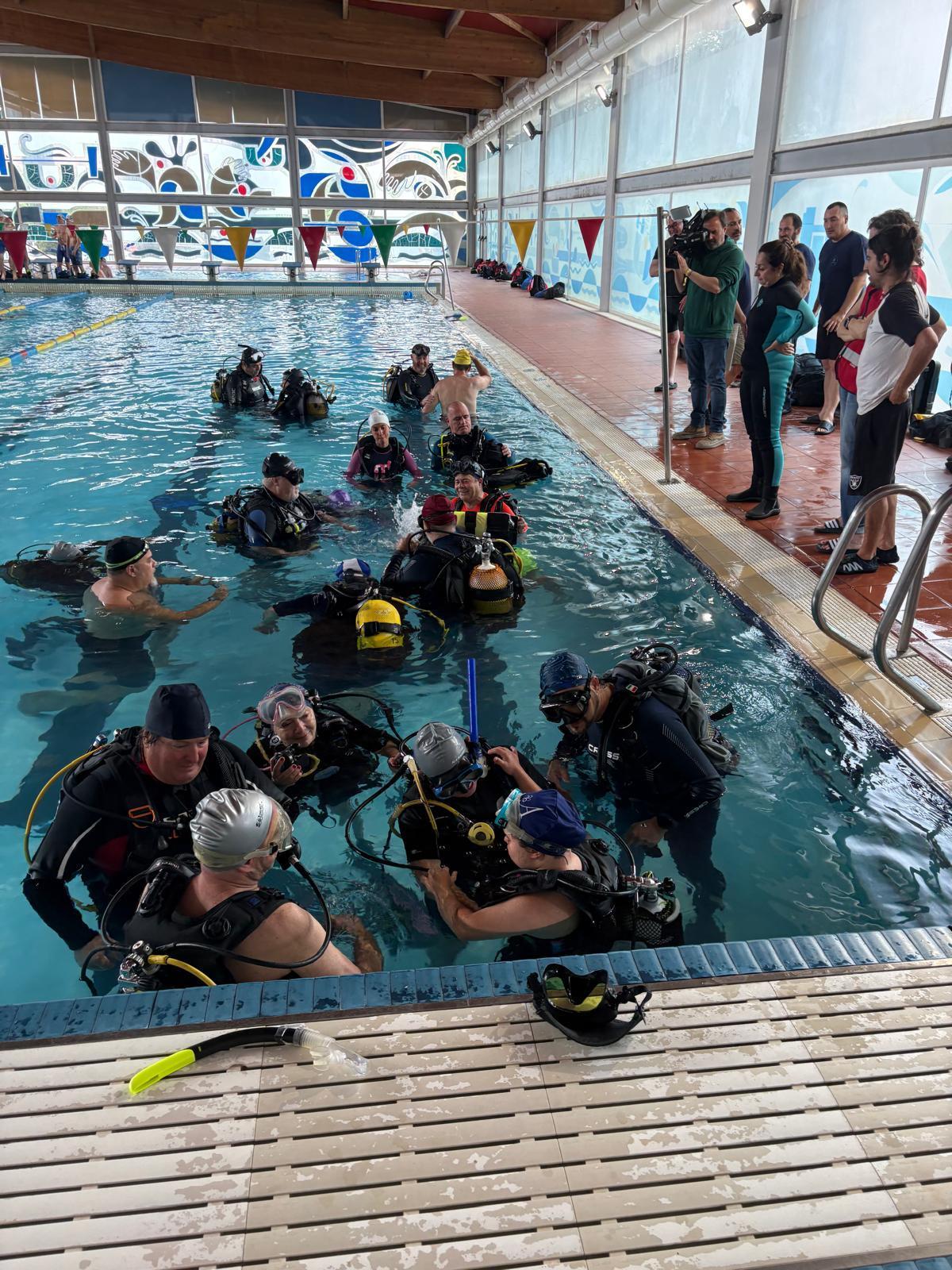 Torrent acogió una gran jornada de buceo