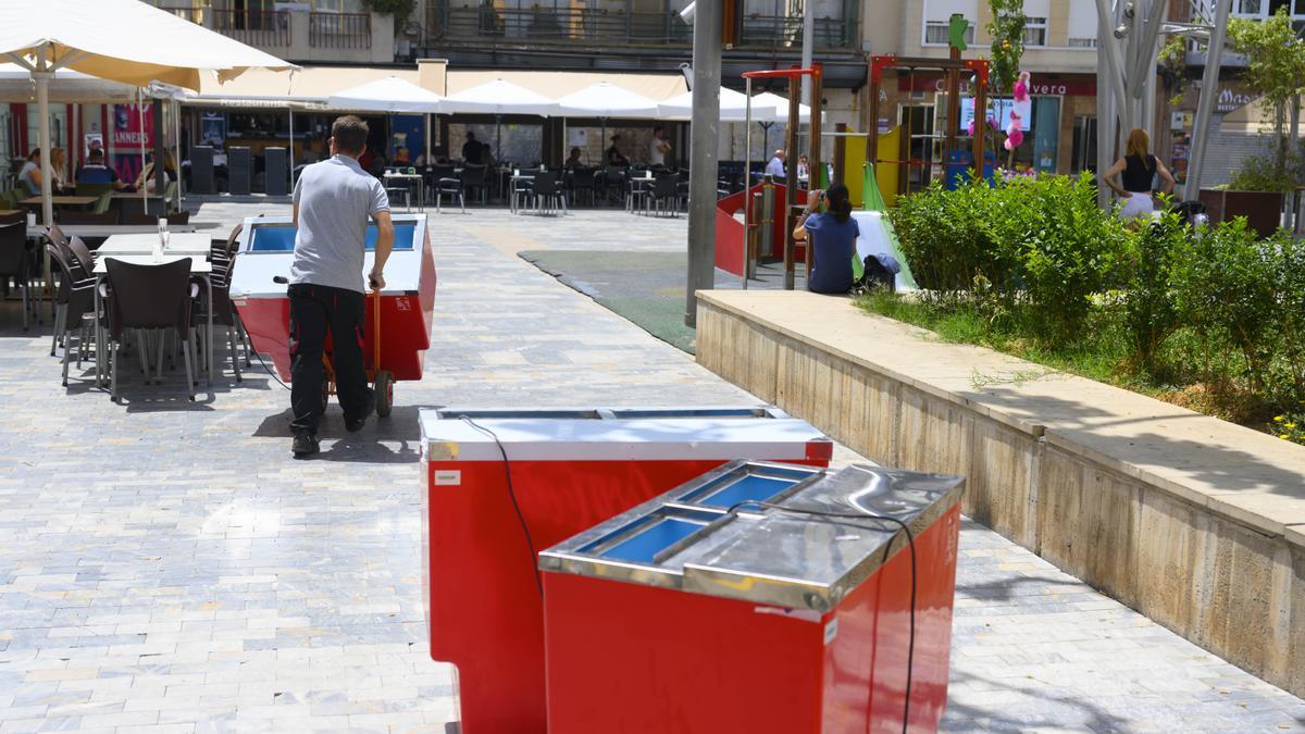 Montaje de las barras, este jueves