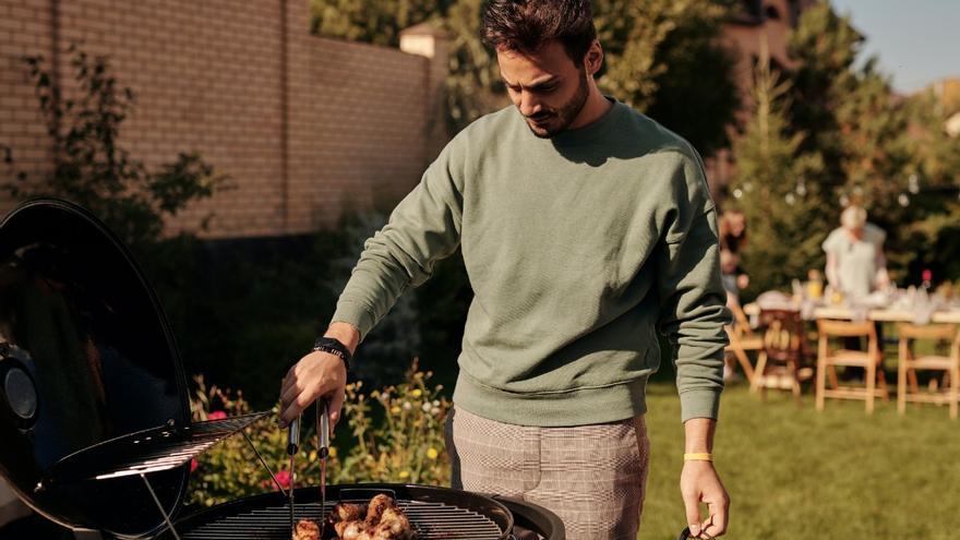 BARBACOA GAS Y CARBON  Ikea tiene la barbacoa portátil perfecta: de  carbón, plegable y por menos de 50 euros