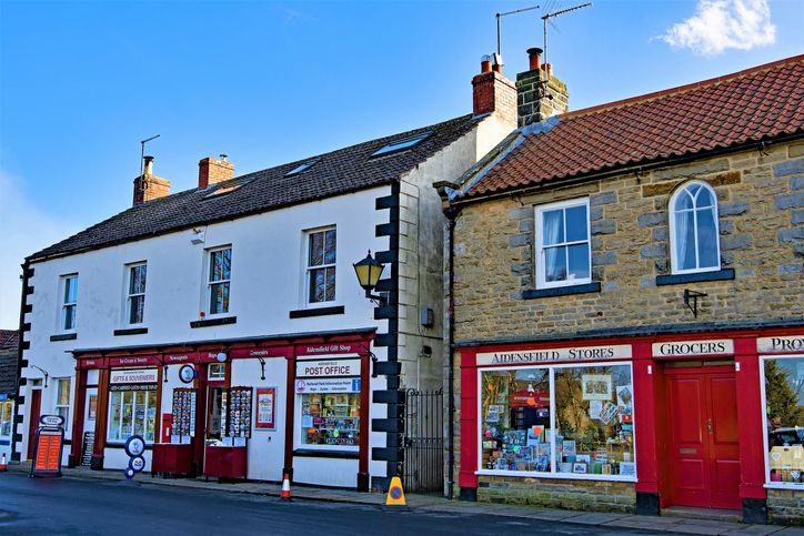 Tiendas pintorescas en Goathland, paraíso para los Potterheads.