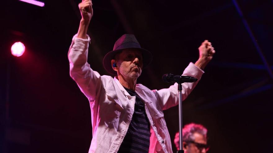 Alejo Stivel vuelve a hacer rugir el rock en el pulmón verde de Oviedo