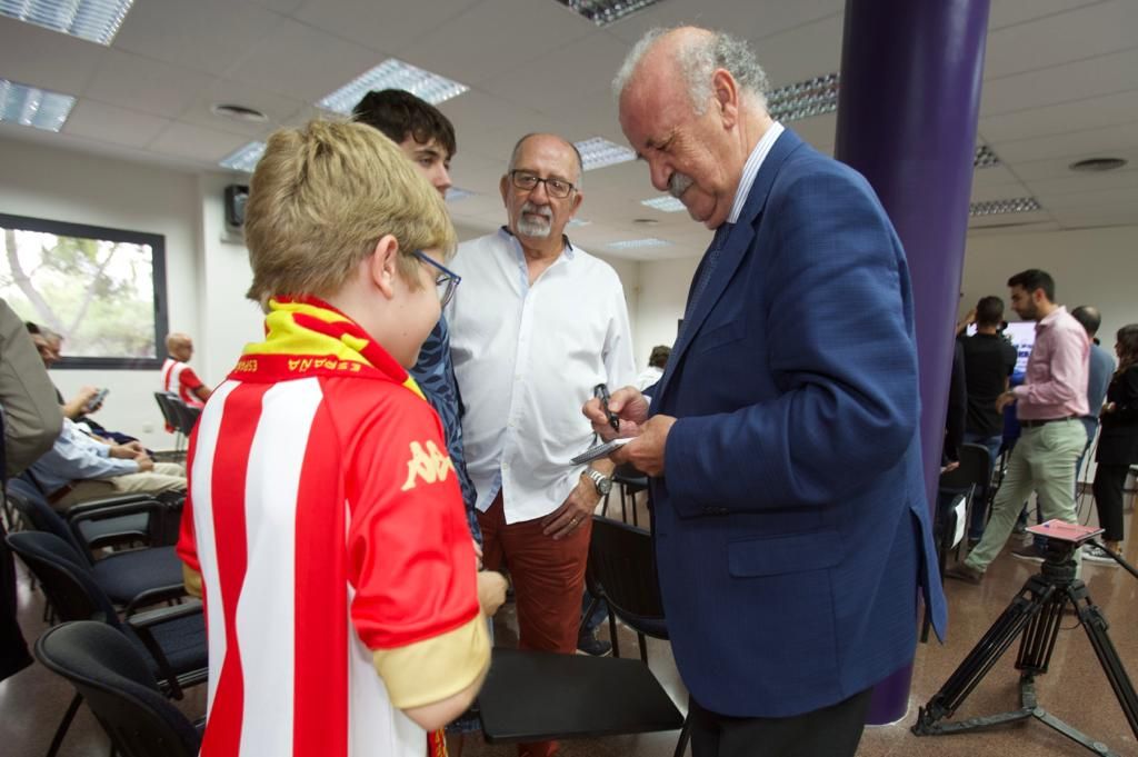 Vicente del Bosque participa en una jornada conmemorativa del Centenario del Hércules