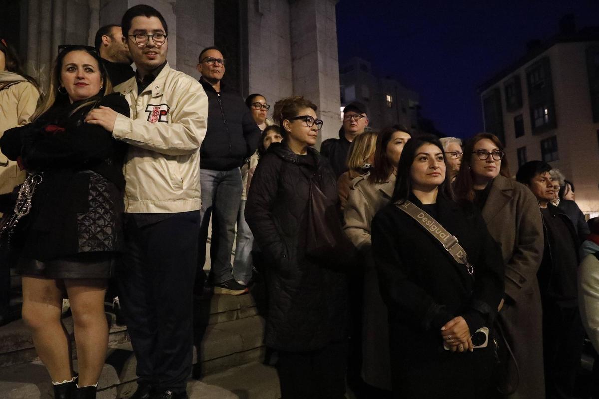 EN IMÁGENES: Emocionante procesión de la Soledad el Viernes Santo en Avilés
