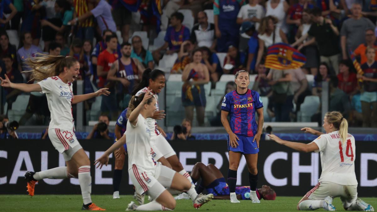 FC BARCELONA - OLYMPIQUE LYON