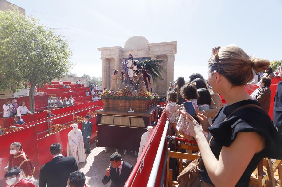 La Borriquita de Córdoba en carrera oficial.
