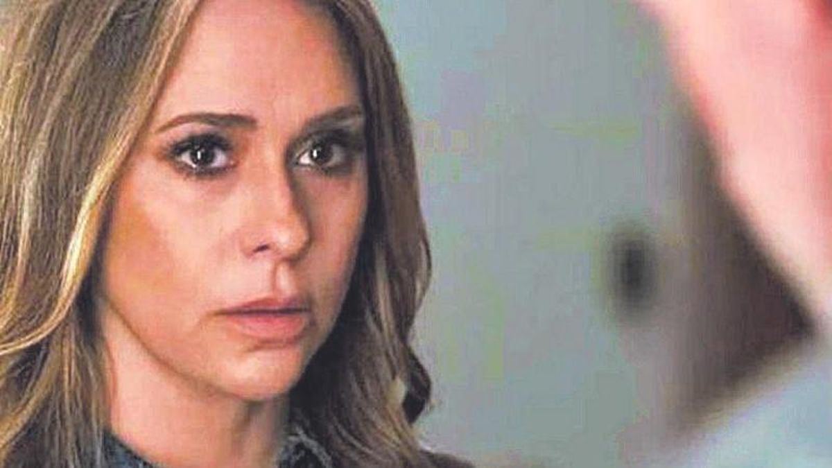 Jennifer Love Hewitt.
