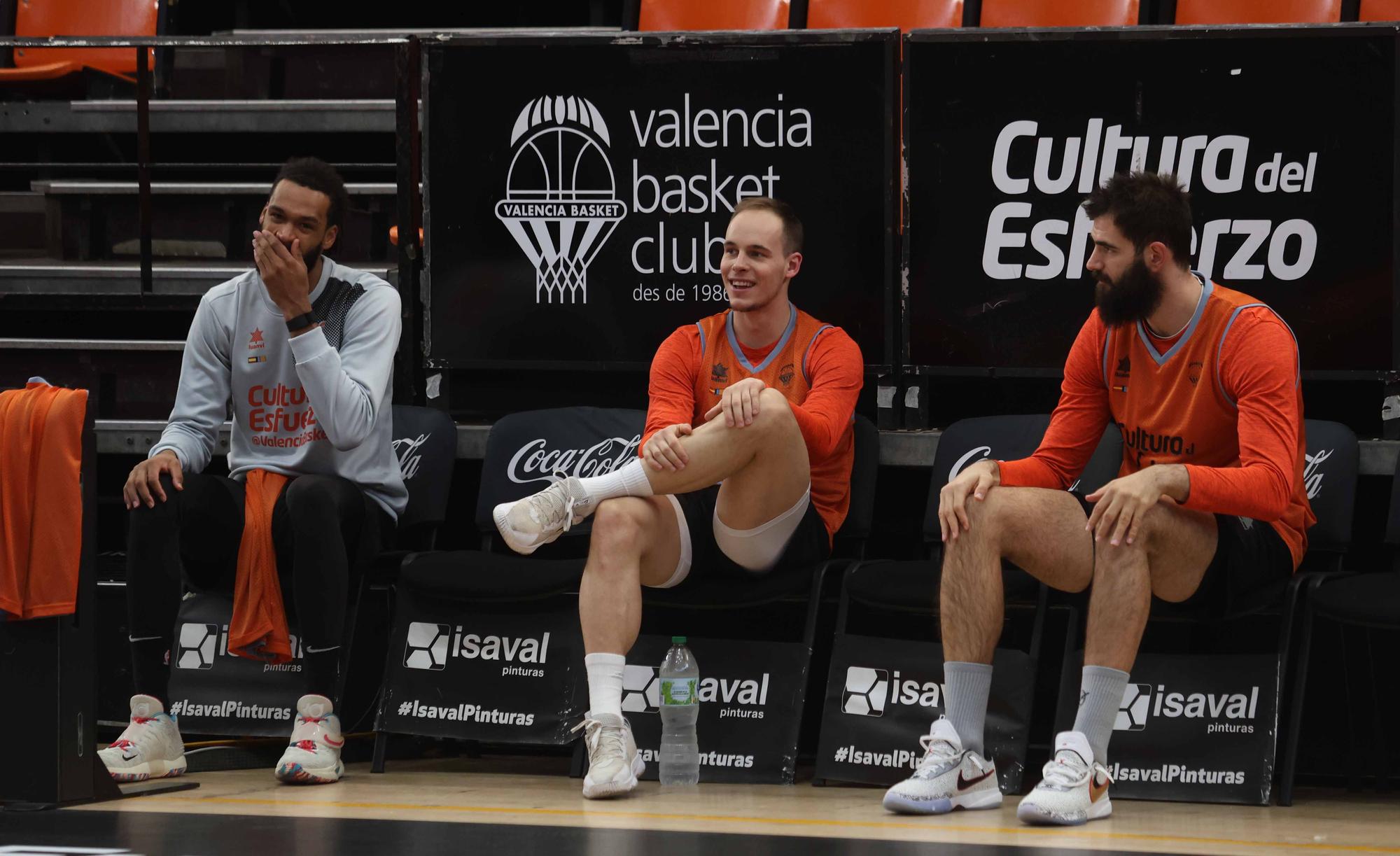 Entrenamiento previo al partido de Euroleague frente al Anadolu Efes Istanbul