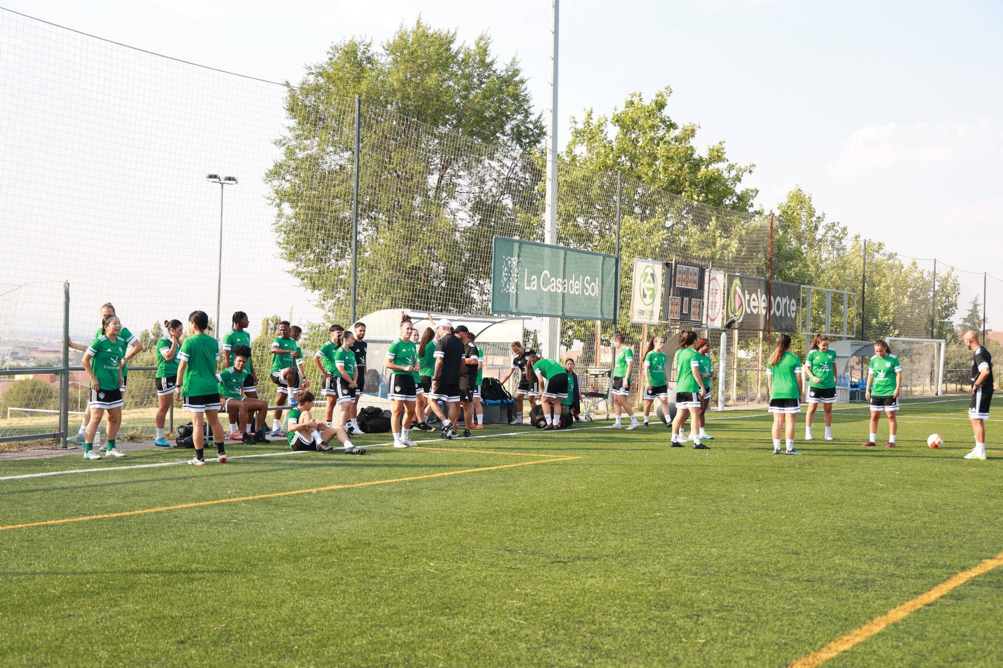 Fotogalería | Inicio de la pretemporada del Cacereño Femenino
