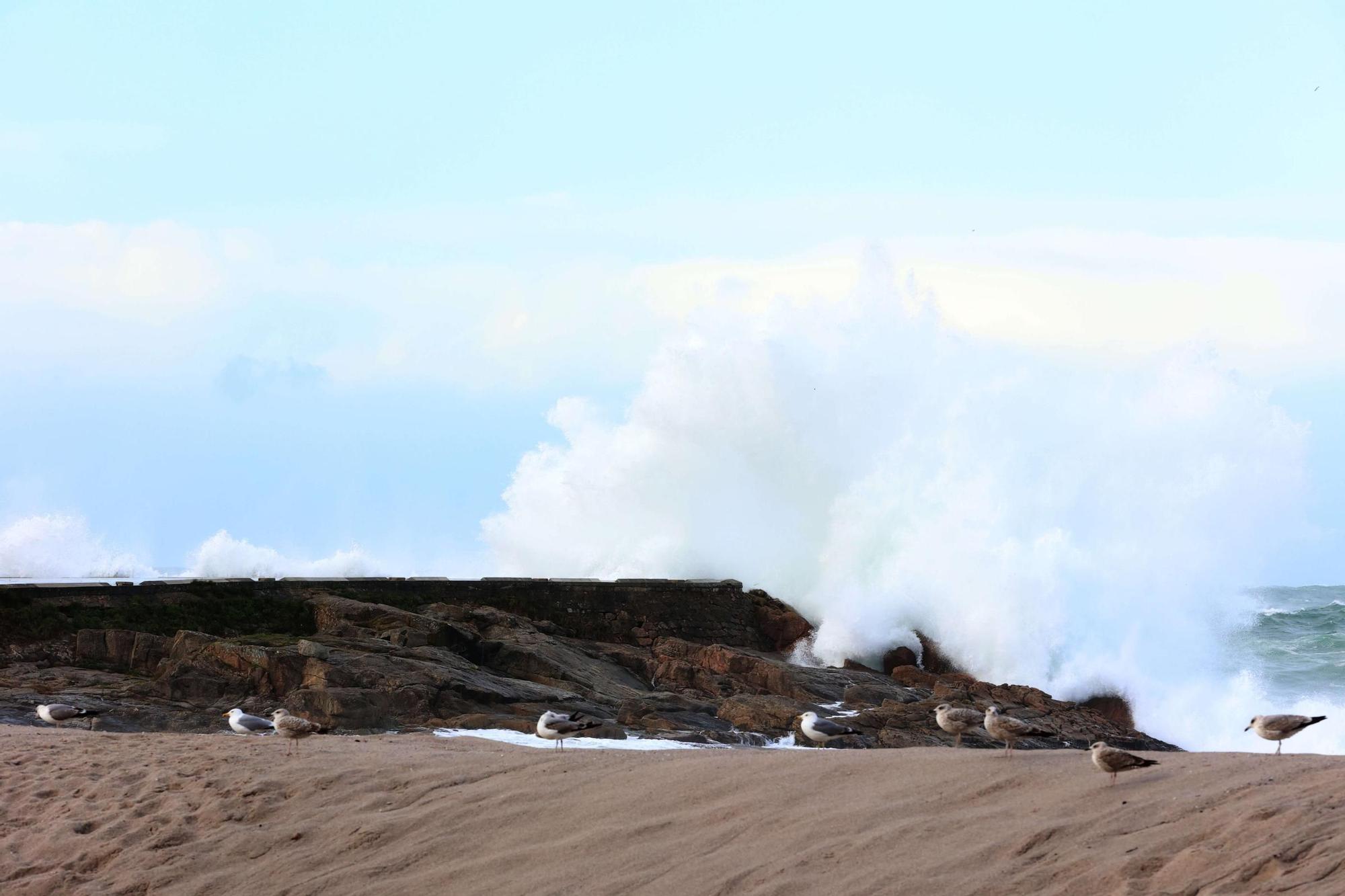 Alerta roja en el mar en A Coruña