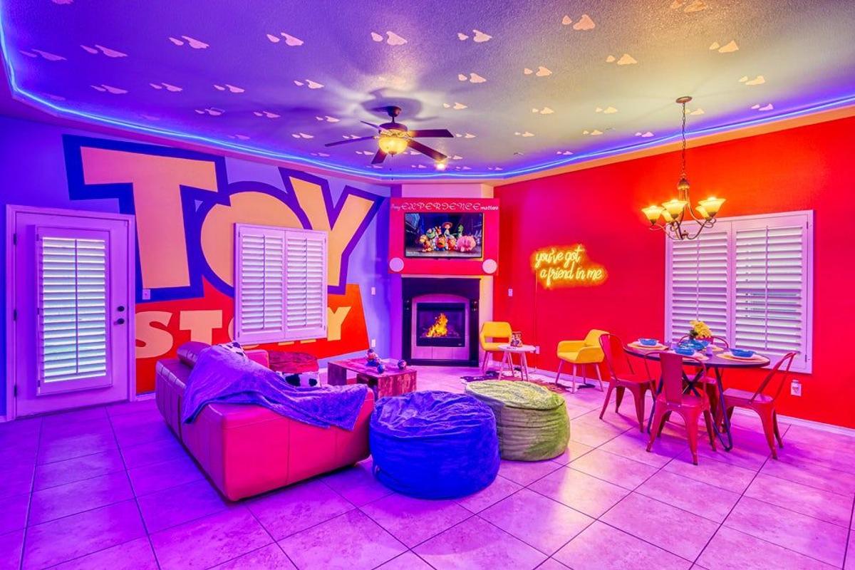 Casa Toy Story Airbnb