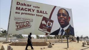 Propaganda del presidente Sall en Dakar.