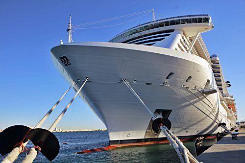 Erlebniswelt Kreuzfahrt im Hafen von Palma