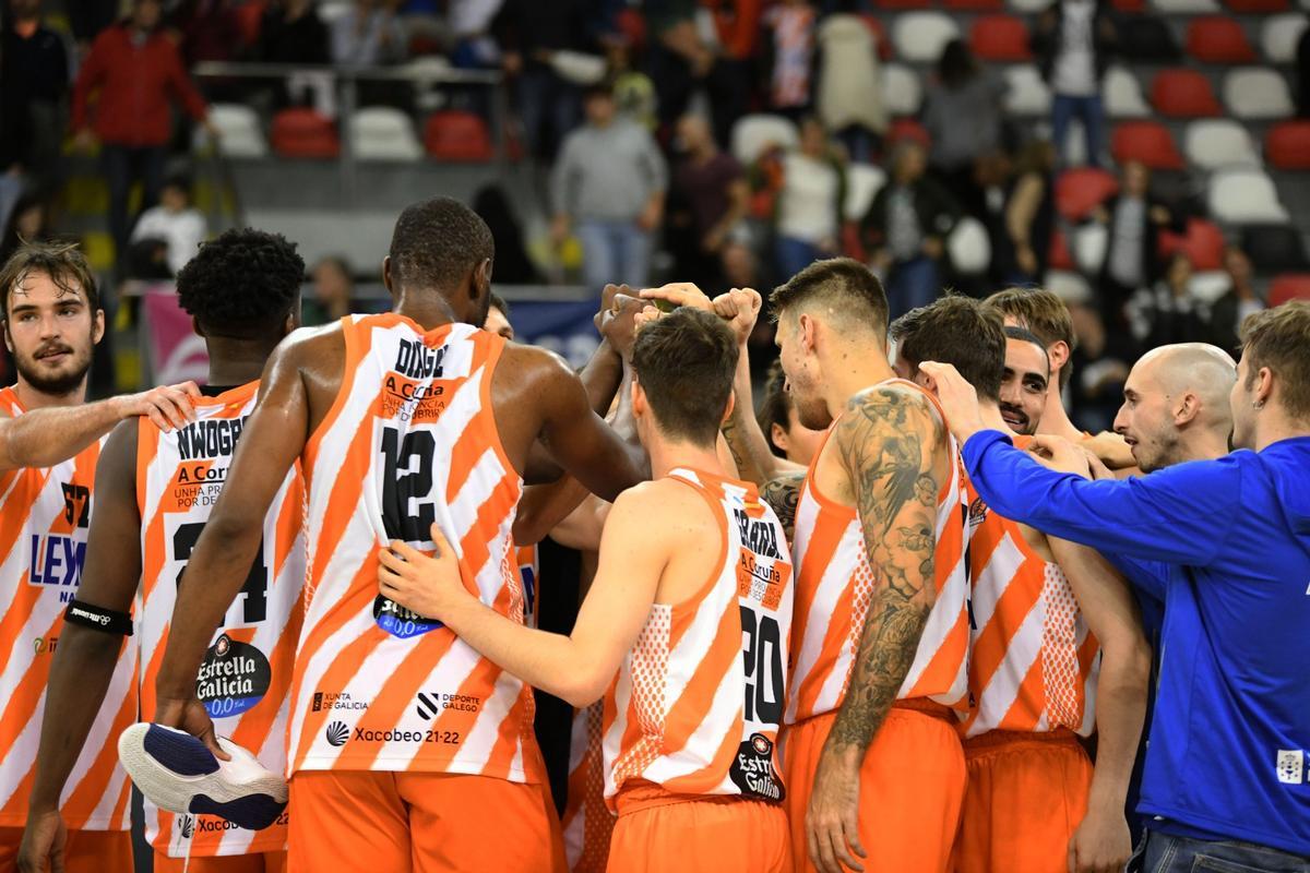 Momento de juego en un encuentro reciente del Basquet Coruña