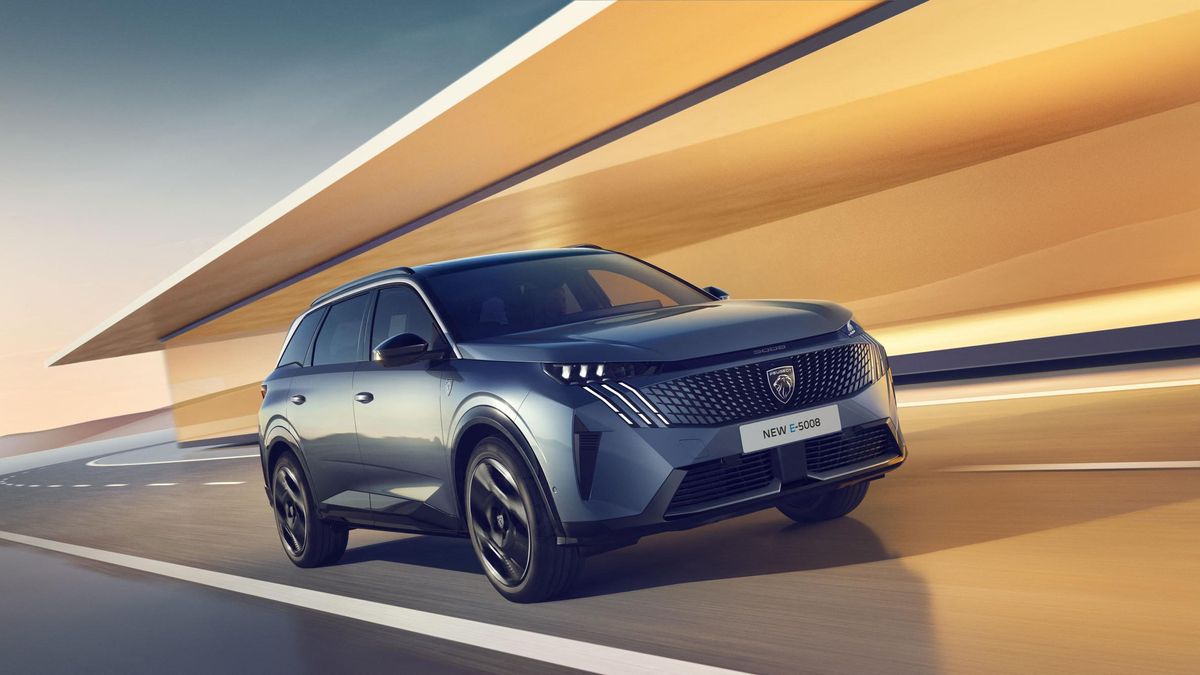 El nuevo Peugeot E-5008 es un SUV familiar eléctrico de última generación, con autonomía WLTP de hasta 668 km